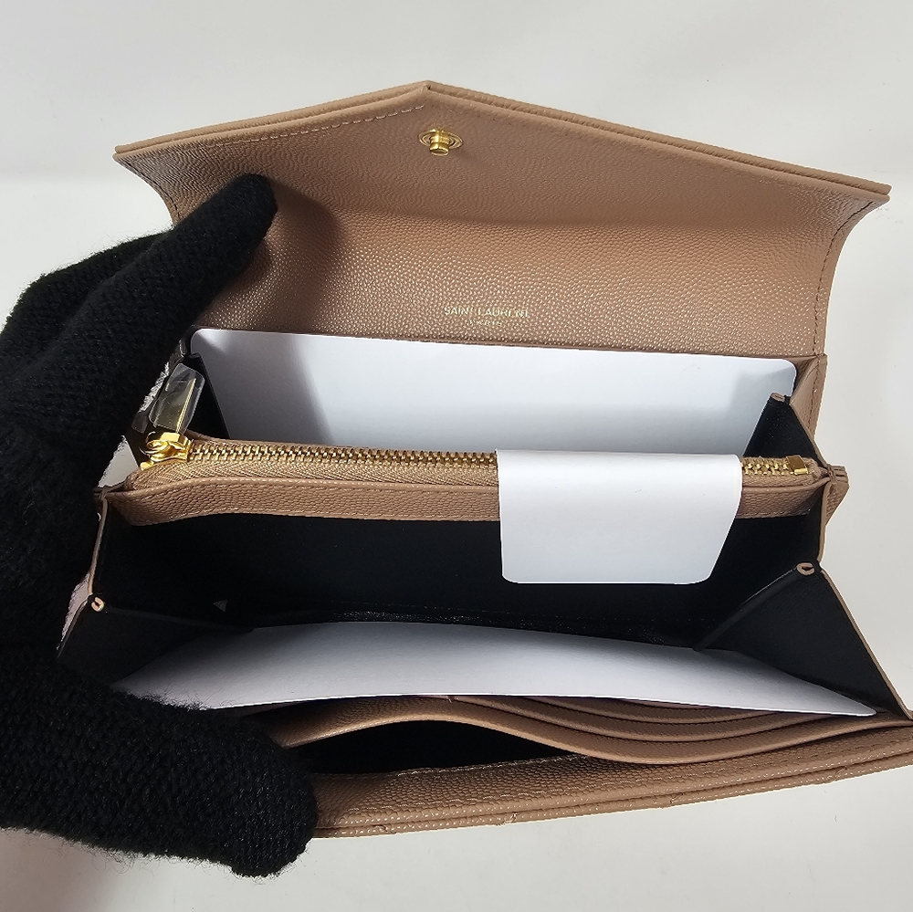 Yves Saint Laurent Grain De Poudre Matelasse Chevron Monogram Wallet - Picture 5 of 16